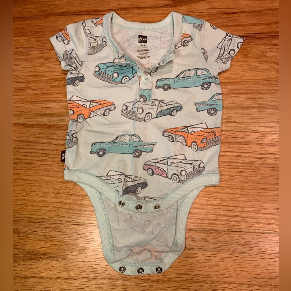 Tea jumpsuit with vintage car print size 6-9 months